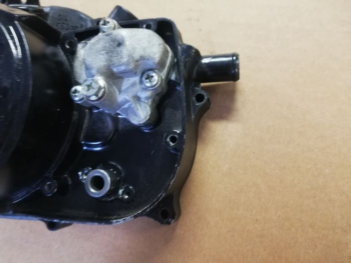 Yamaha RD125LC MK1 Clutch cover RD125