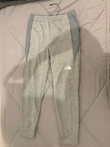 The north face mens joggers small