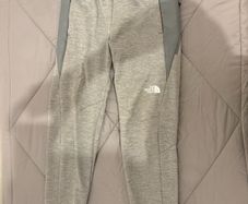 The north face mens joggers small