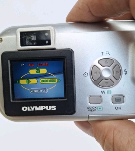 Olympus Camedia C-160 Digital Camera