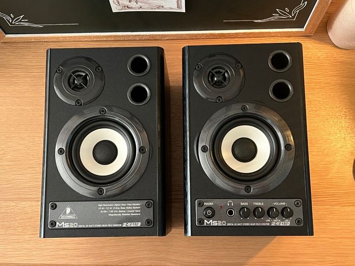 Behringer MS20 Digital 20 Watt Stereo Near Field Monitor Audio Speakers