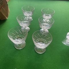 6 Crystal dessert bowls