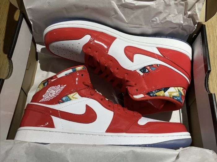 Air Jordan 1 Mid SE