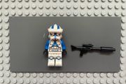 lego Star Wars sw1248 Clone Trooper Specialist, 501st Legion (Phase 2) minifigure- Blue Arms, Macrobinoculars, Nougat Head, Helmet with Holes
