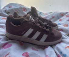 Women's adidas campus