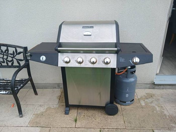 gas bbq