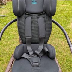 Urban Kanga travel car seat 9kg to 18 kg