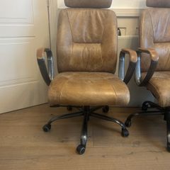 desk chair