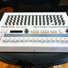e-licktonic Nava Extra9 - Drum Machine TR-909 Clone - Excellent
