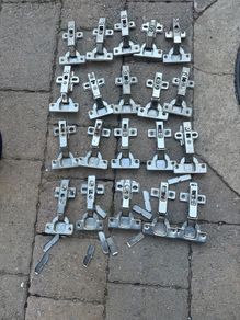 cabinet hinges
