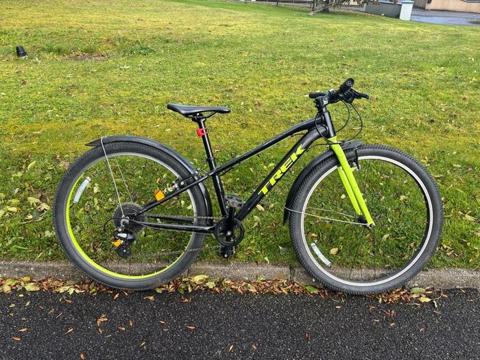 Trek Wahoo with 26" wheel (suit 9-13yo)