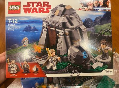 Lego Ahch-To Island Training 75200