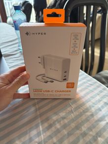 Multi charger Hyper travel 140w