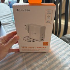 Multi charger Hyper travel 140w