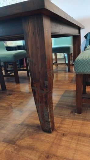 Table and 6 chairs
