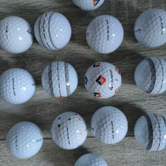 Taylor Made golf balls