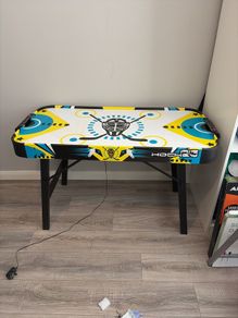 air hockey table