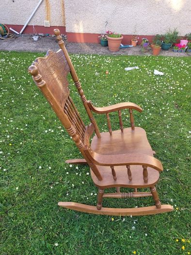 Rocking chair