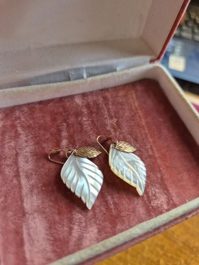 Vintage Mother of Pearl leaf earrings
