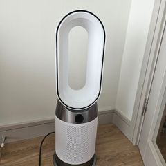 Dyson Hot and Cold Air purifier HP10