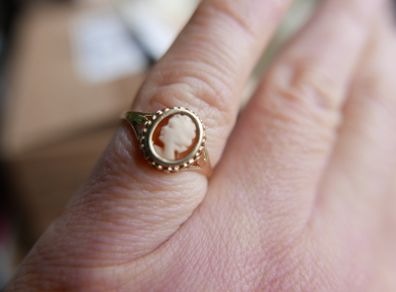 Vintage 9c Yellow Gold 375 Framed Cameo Ring 1,1g
