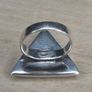 Vintage Sterling Silver Triangular Abalone Shell Ring Image 3