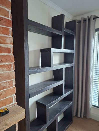 Solid wood bookshelf