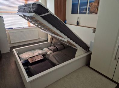 Ottoman bed and mattress