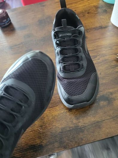 skechers size uk 42 27cm