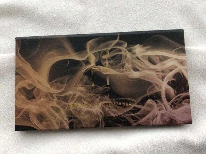 Linda Hallberg Brand New Infinity Glam Palette