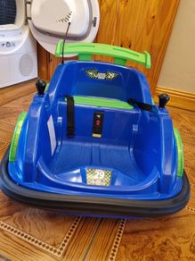 Bumper car. Used . In excellent condition and working order. Comes with charger and original box.