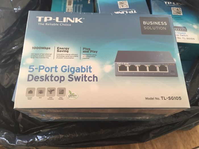 TP-Link 5-Port Gigabit Desktop Ethernet Switch Rj45 Splitter TLSG105 1000mbps plug and play new