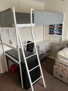 bunk bed