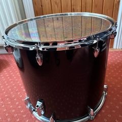 Yamaha Stage Custom floor tom 18"x16"
