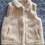 Girls cream gilet - lovely and cosy Age 7-8 Image 3