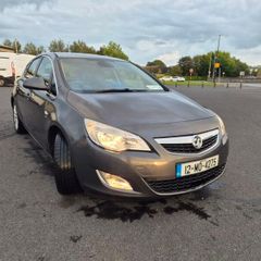 Vauxhall / Opel Astra 1.6 Petrol Grey High Spec New Nct
