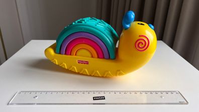 Fisher-Price Growing Baby: Rainbow Snail Stacker