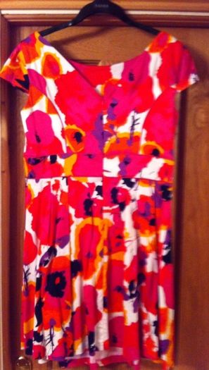 Size 14 Beautiful Dress with Fab Vivid Colours