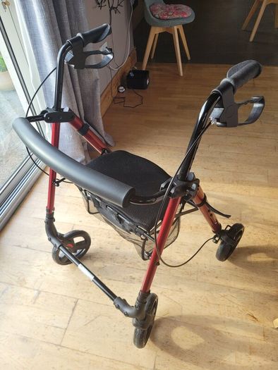 Brand New 4 Wheel Rollator , never used
