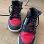 Nike's and Jordan's both in good shape,size 4,5 US or 36,5EU Image 4