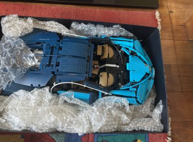 LEGO Technic Bugatti Chiron 42083