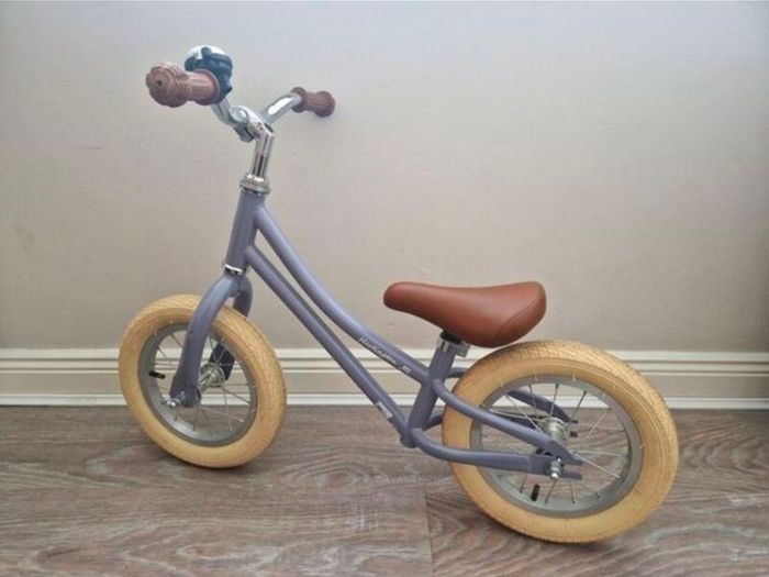 Hartington 12" balance bike Violet