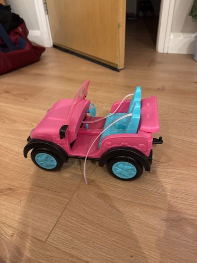 barbie car
