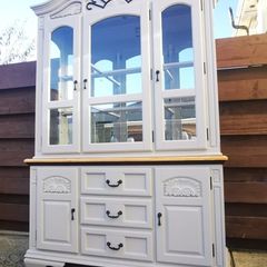Cabinet solid wood