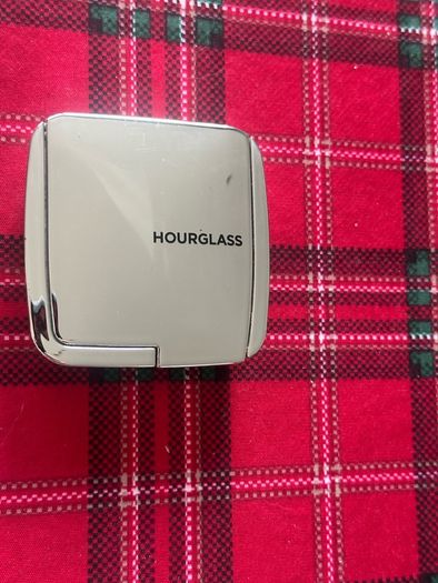Hourglass highlighter
