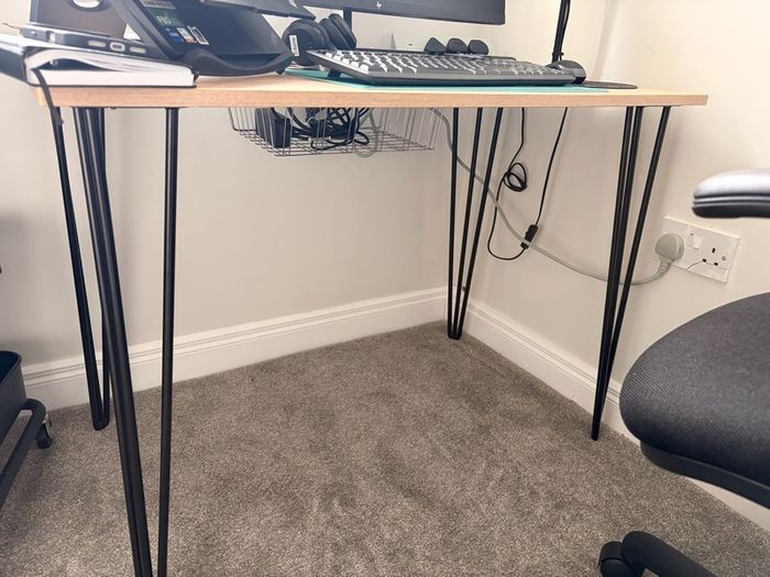 Office Desk (100 x 60 cm)