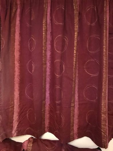 Pre-loved Curtains + 6 seat cushions
