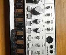 Korg Volca Bass