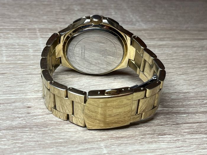Guess watch