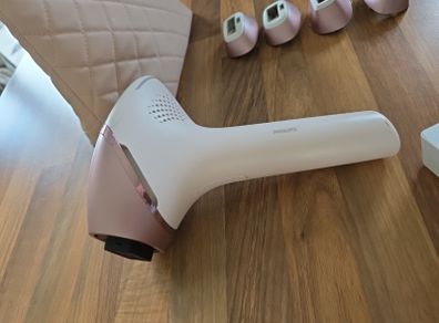 Philips Lumea BRI977